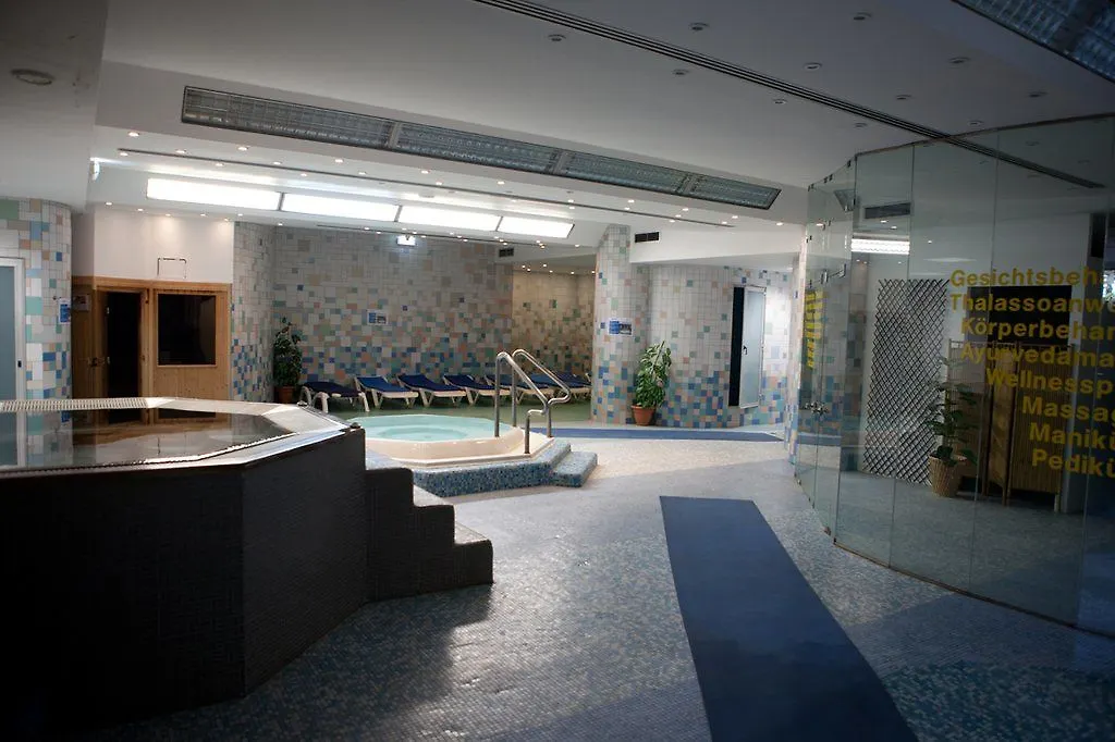 Alfamar Beach & Sport Resort Albufeira Hotel