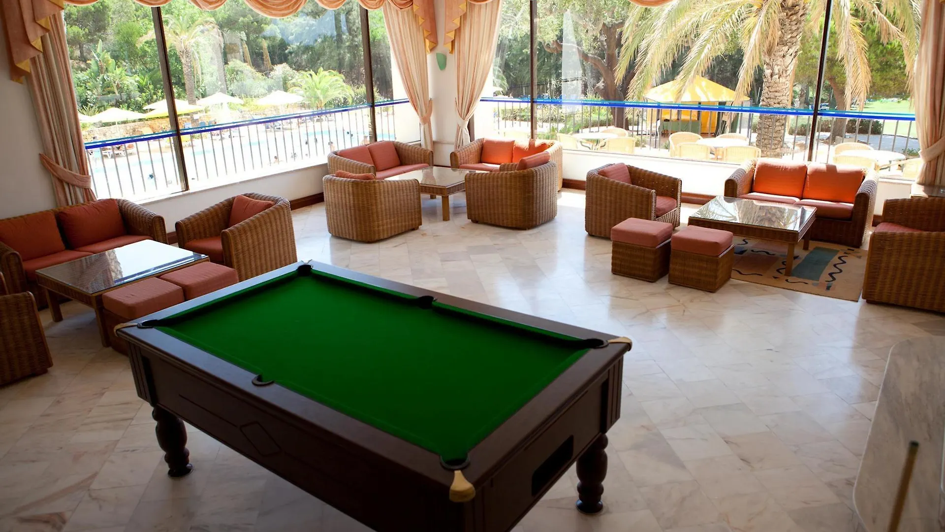 Alfamar Beach & Sport Resort 阿尔布费拉
